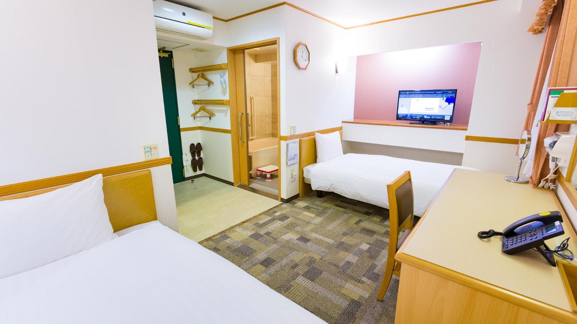 Toyoko Inn Nihombashi Bakurocho Tokyo Exterior photo
